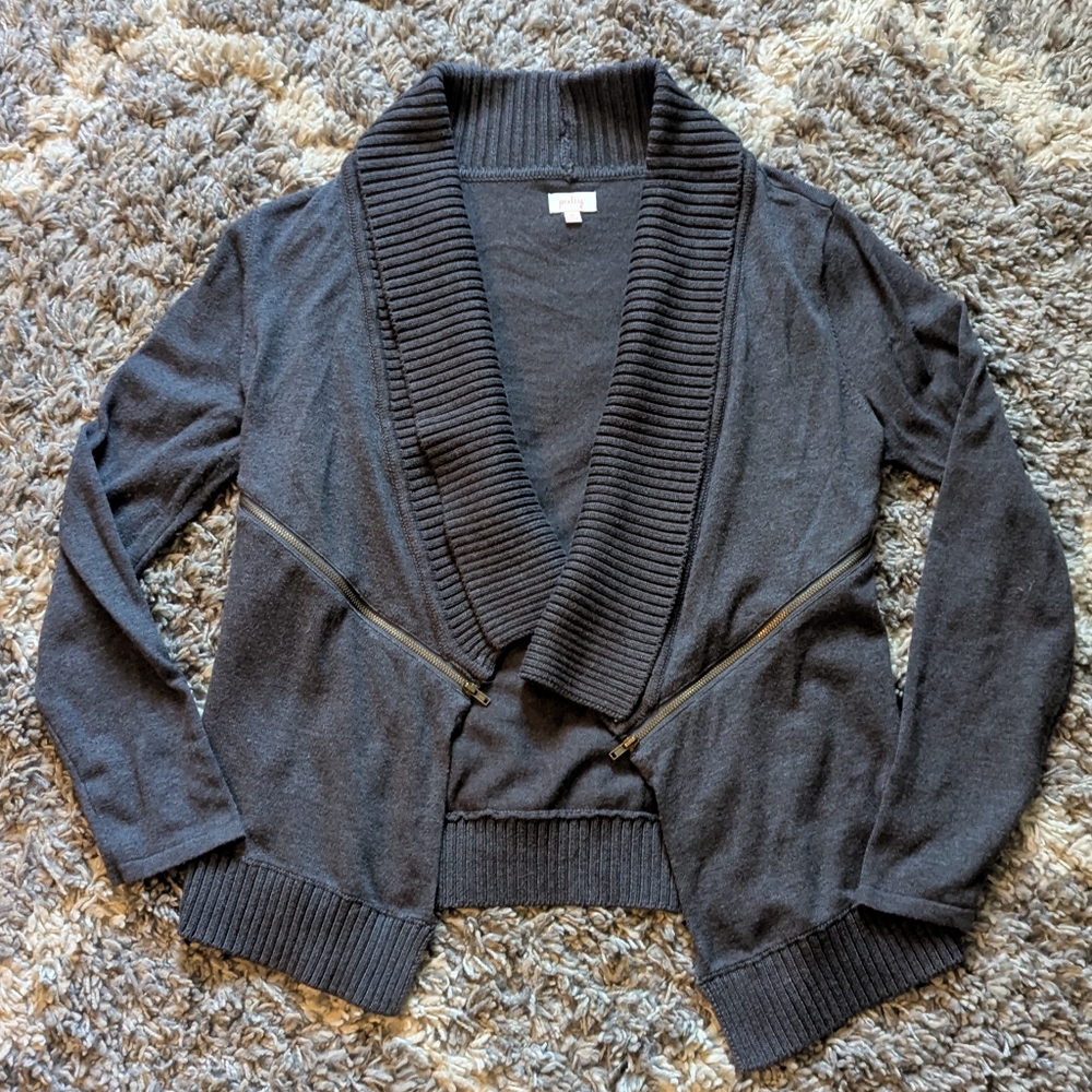 Pixley Charcoal Gray Sweater Size M
